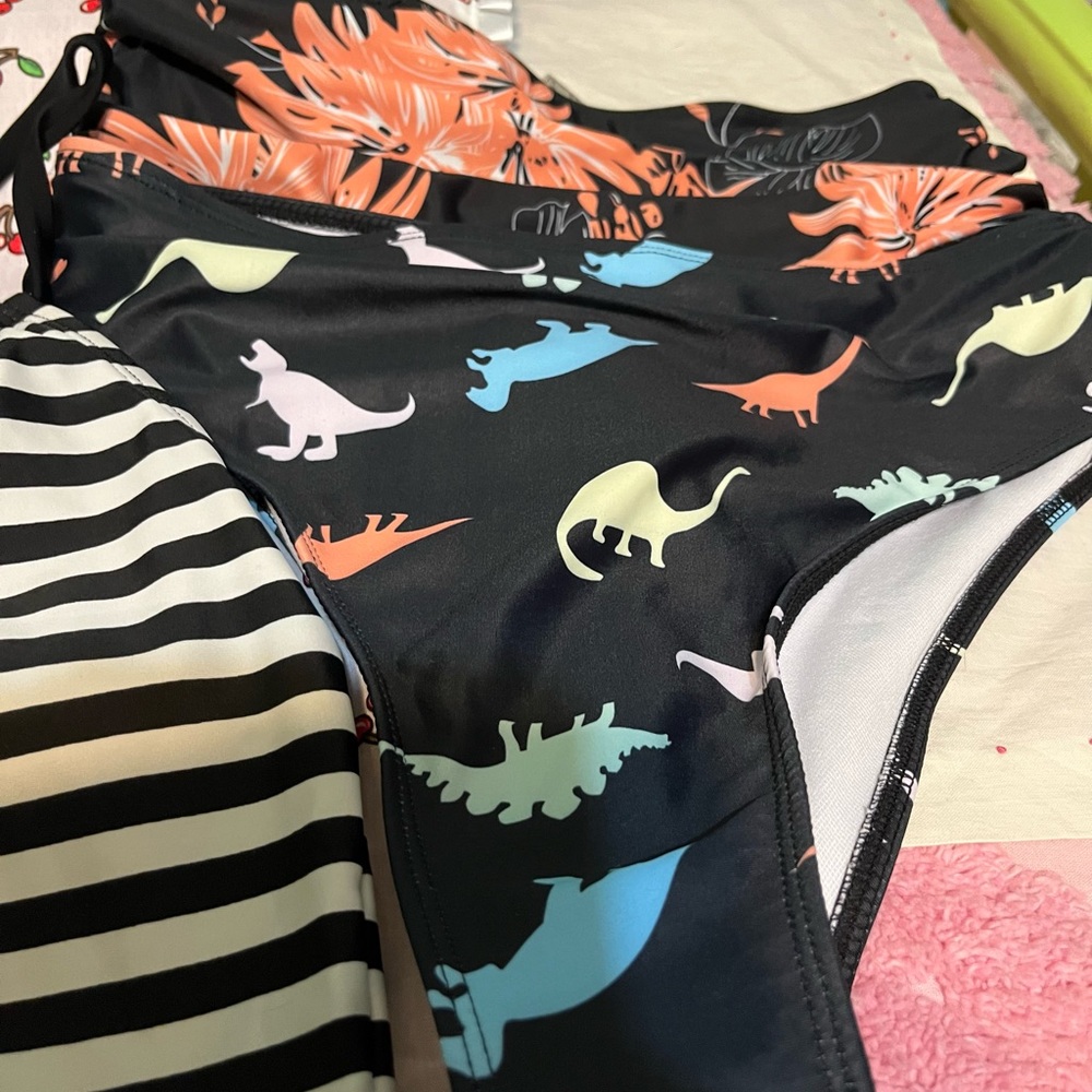 Lot of swimwear, bottoms, tops, suit and coverup.  Size medium and one small. - Picture 3 of 10